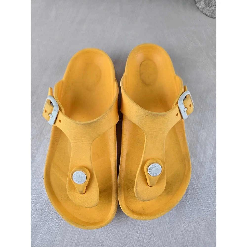 BIRKENSTOCK Kids Yellow Gizeh Thong Sandals Adjustable‎ Strap Size 30